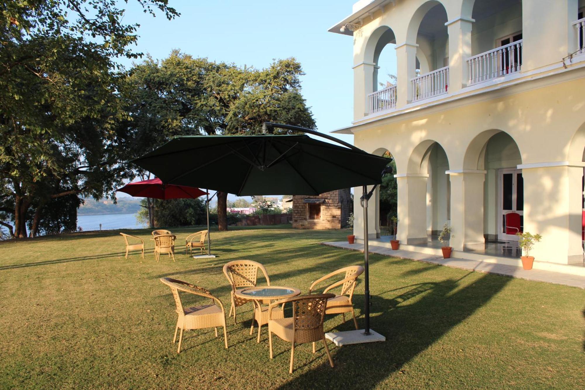 Brijraj Bhawan Palace Hotel Kota  Exteriör bild